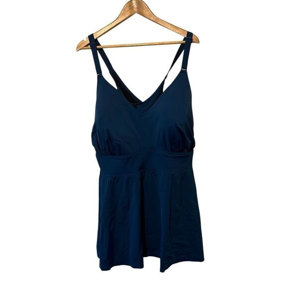 Torrid Wire-Free Racerback Tankini Top Size 6X DD/F torrid size 6 plus size swim - Picture 7 of 8